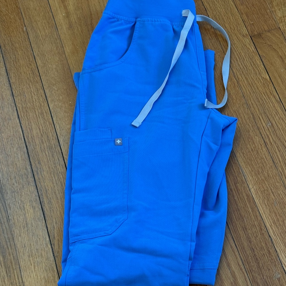 Figs light blue jade cargo Pants